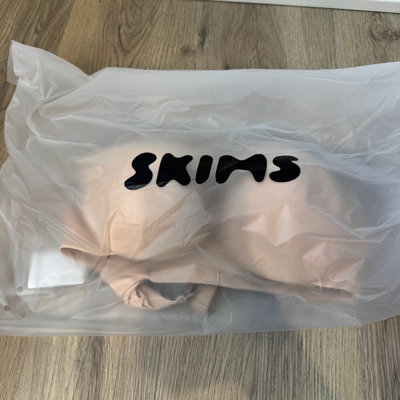 SKIMS Smoothing Intimates Full Coverage Lightly Lined‎ Bra Clay Size 32DD NWT - Picture 4 of 4
